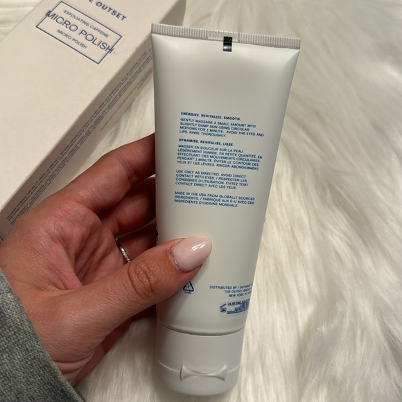 The Outset Exfoliating Revitalizing & Energizing Caffeine Micro Polish - Picture 3 of 4